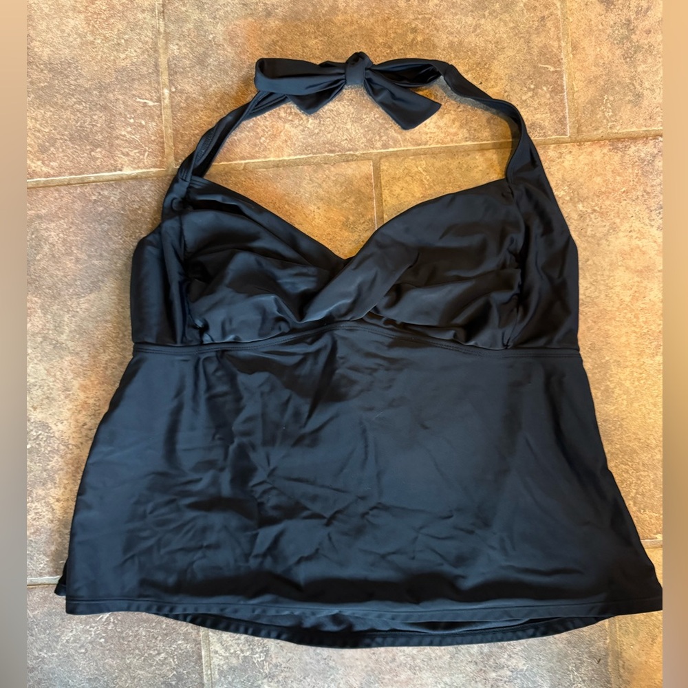 Catalina Elegant Black Swim Top